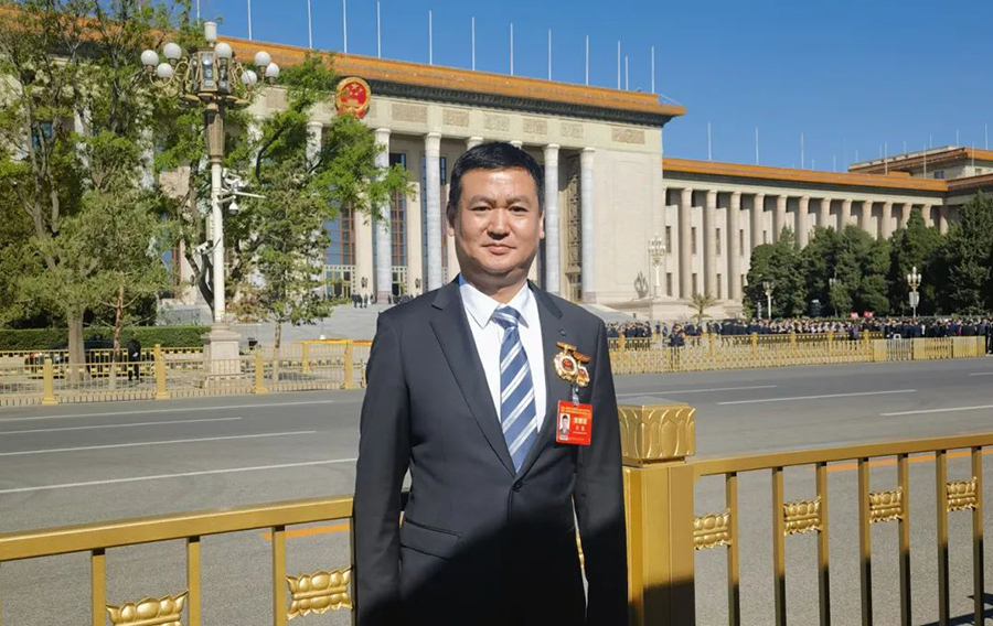 暢爾呂磊.jpg